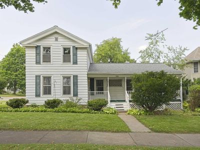 332 4th Avenue, Baraboo, WI, 53913