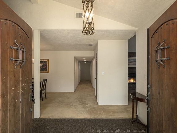5th image of 5367 N Briarwood Ave