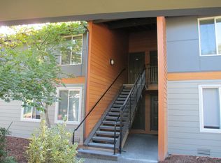 14719 Juanita Woodinville Way NE UNIT E2, Bothell, WA 98011