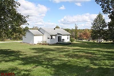 2nd image of 4009 Tara Pl