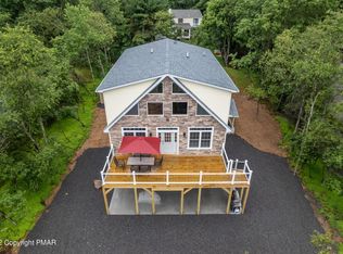 216 Bishop Cir, Albrightsville, PA 18210