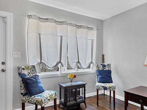 5th image of 1005 47th St
