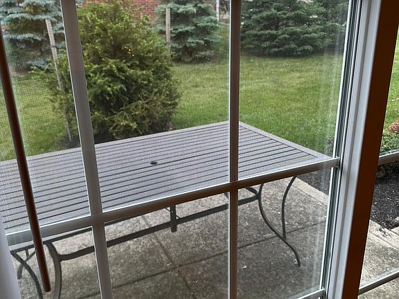 2nd image of 7813 Scioto Crossing Blvd