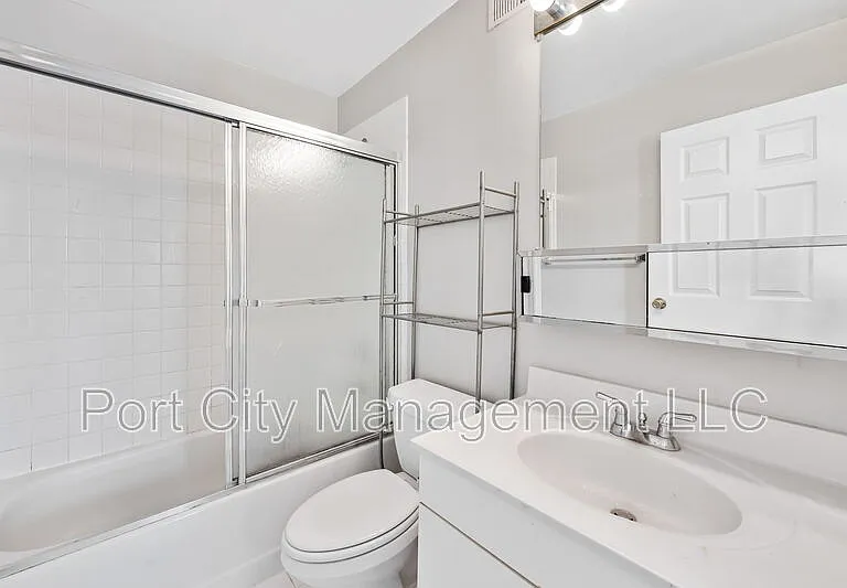 911 S Charles St #310 — Photo 22