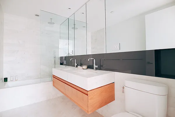 Rented by Tungsten Properties | media 32