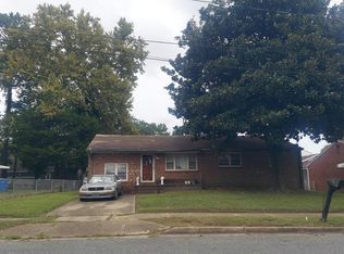 2001 Coral Ave, Chesapeake, VA 23324