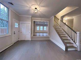 170 Main St, Cold Spring Harbor, NY 11724