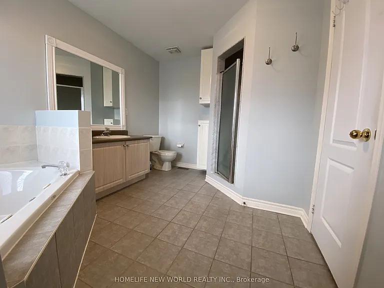39 Brightsview Dr — Photo 12