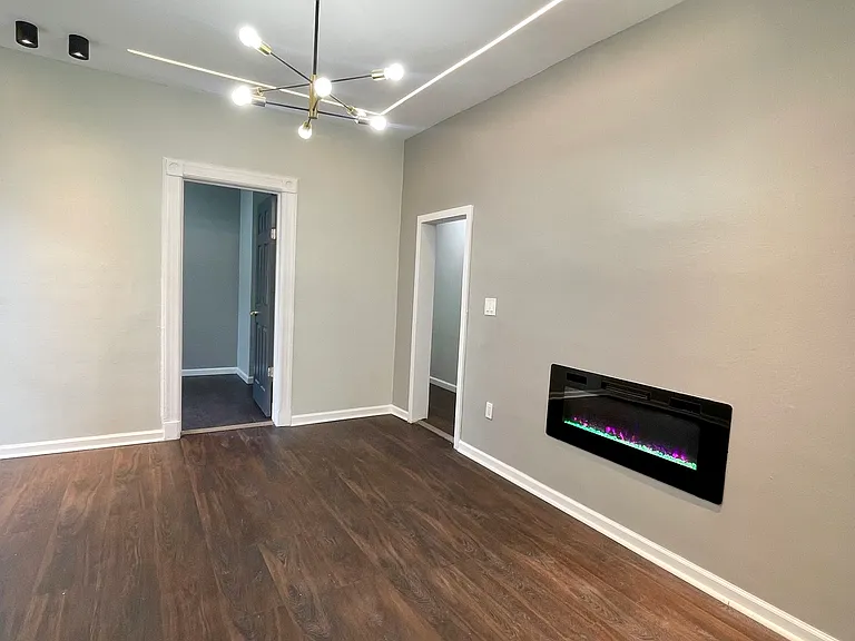 298 New York Ave #2 — Photo 12