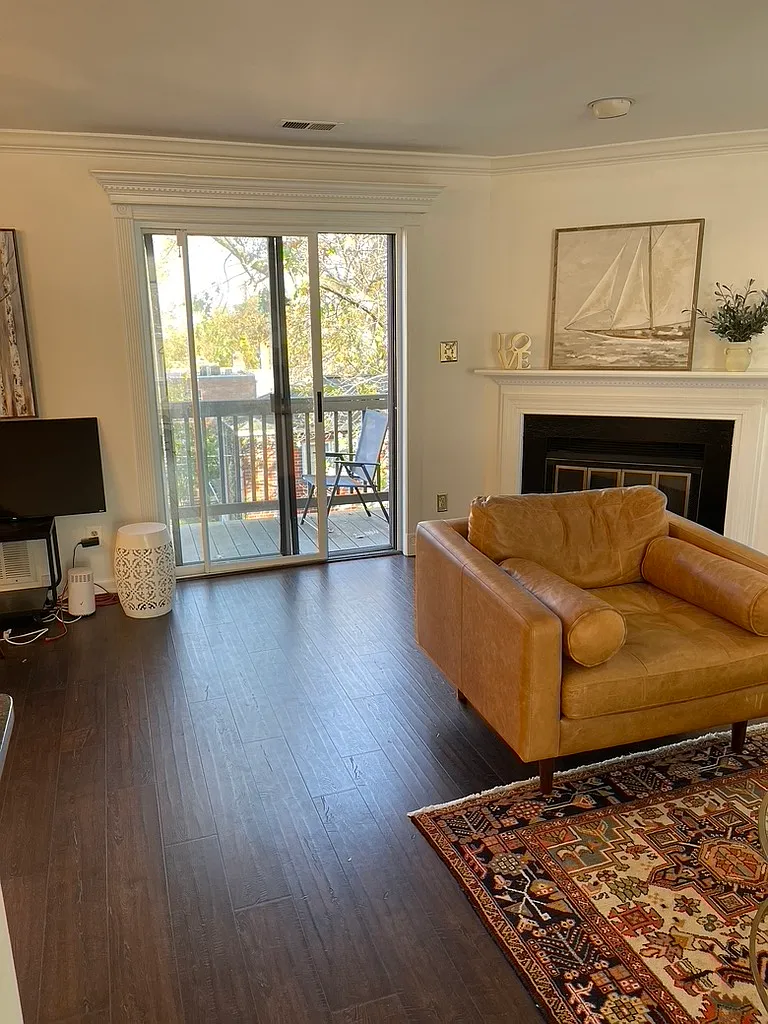 4 bed, 1478 sqft, $4,900 — Photo 4