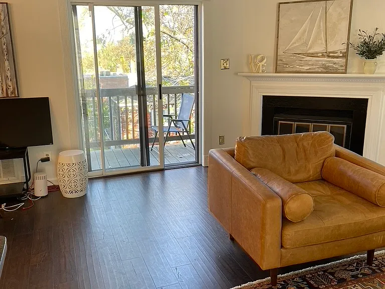 2101 N Rolfe St #D — Photo 4