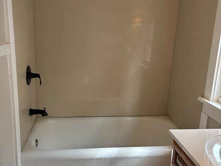 331 Eldred St #2 — Photo 11