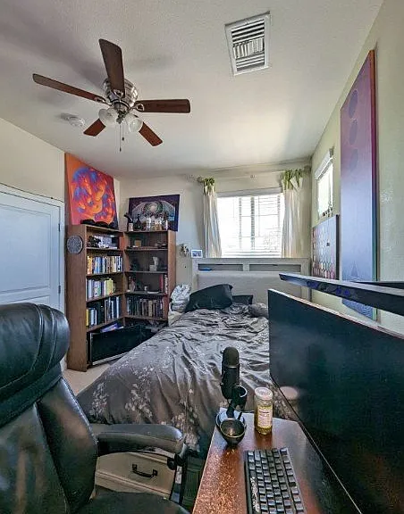 1341 Veneto Dr — Photo 2