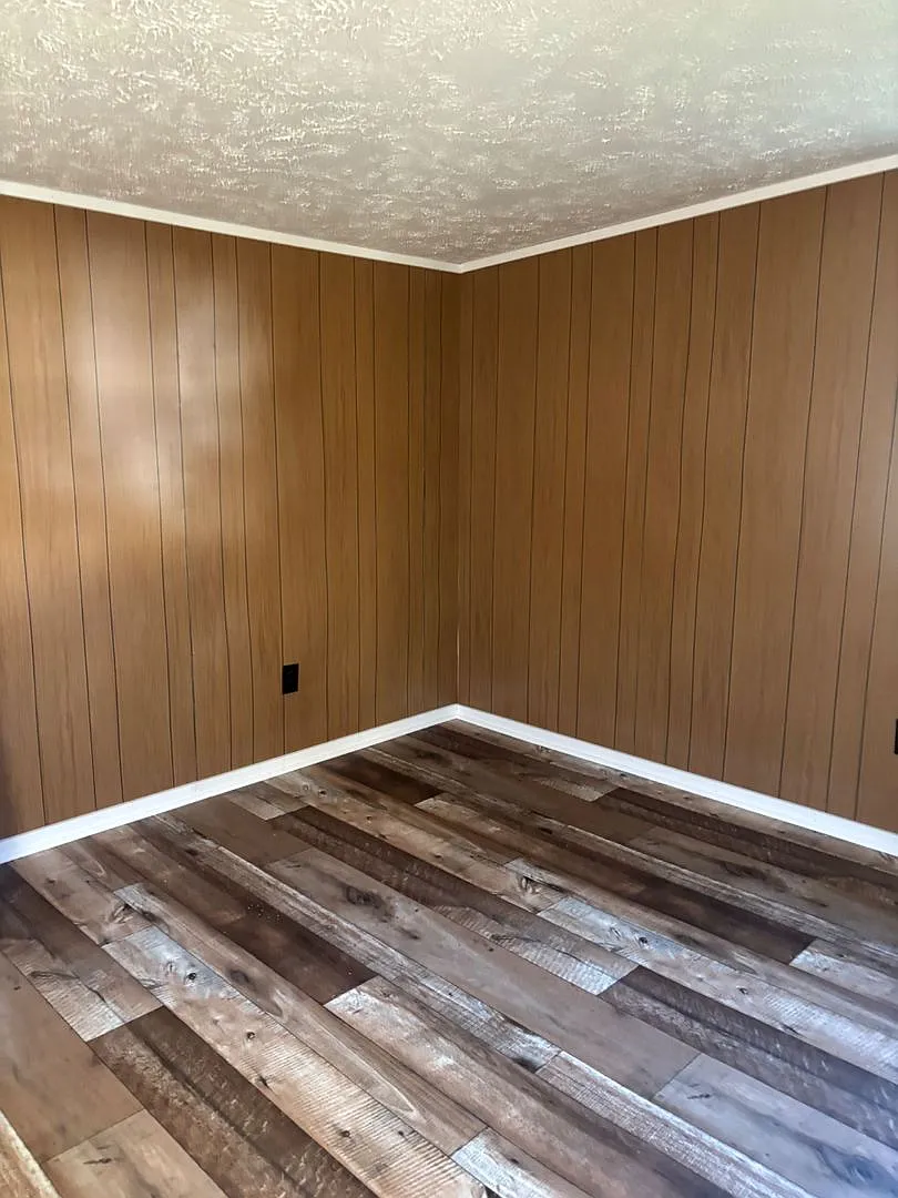 209 W Boney Street — Photo 4