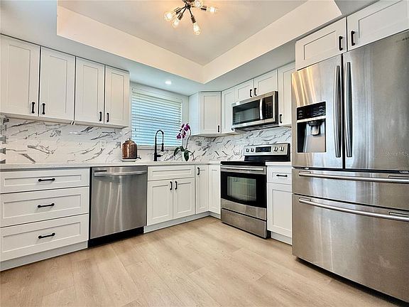 2nd image of 5440 RIVERBLUFF CIRCLE #87
