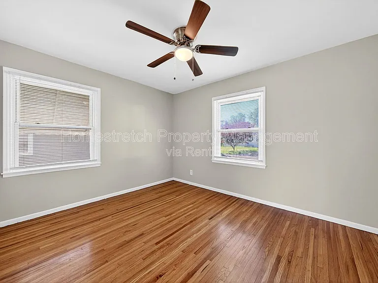 329 Midlothian Rd — Photo 22