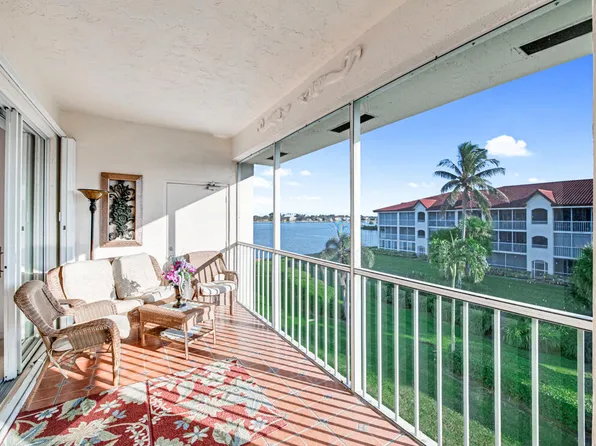 (undisclosed Address), Hypoluxo, FL 33462