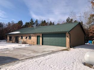 W13073 Cheyenne Trl, Crivitz, WI 54114