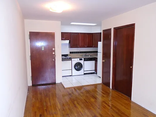 Rented by 18 REALTY | media 30