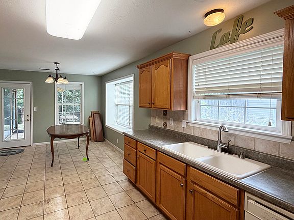 3rd image of 4507 Timber Ln