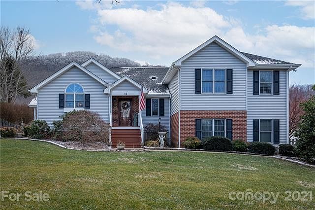 1st image of 32 Banbury Ct