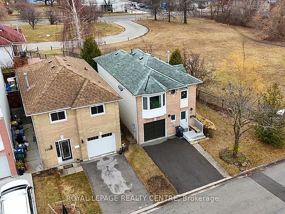 3rd image of 1296 Woodhill Ct