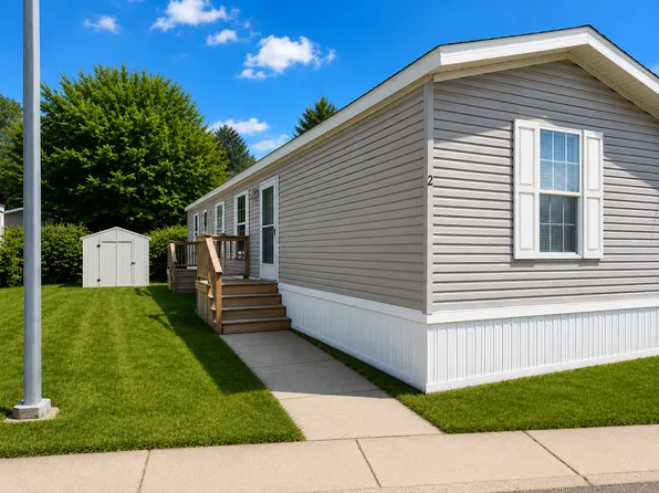 2 E Manor St #2B, Oxford, MI 48371
