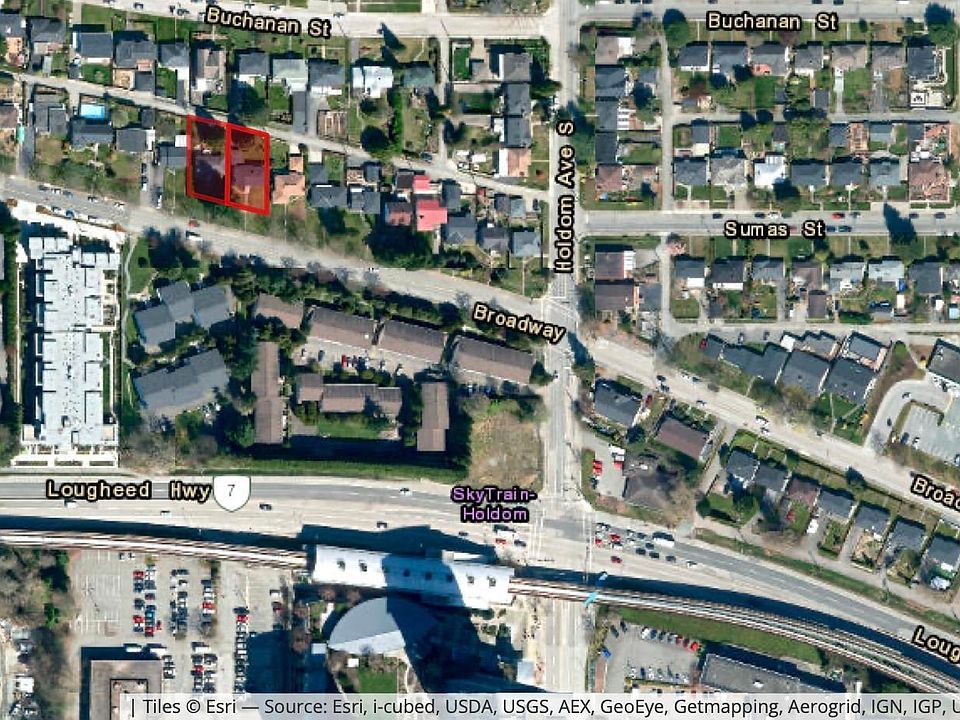 2nd image of 5521 Broadway St
