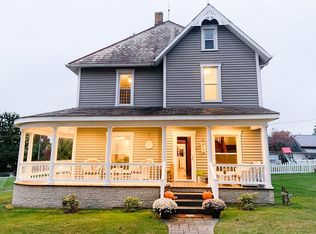 208 W Main St, Sugarcreek, OH 44681