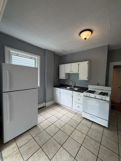 1st image of 401 Carothers Ave #2
