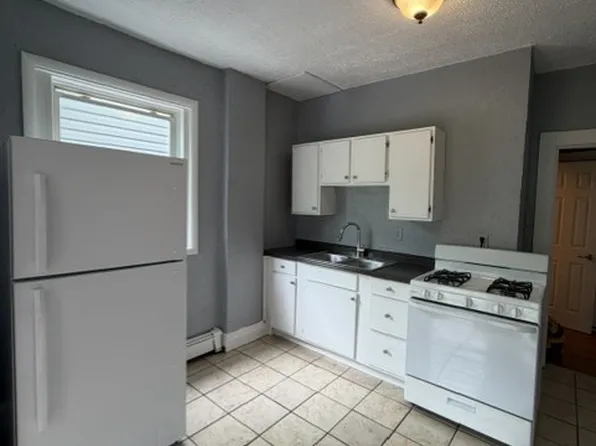 401 Carothers Ave #2, Carnegie, PA 15106