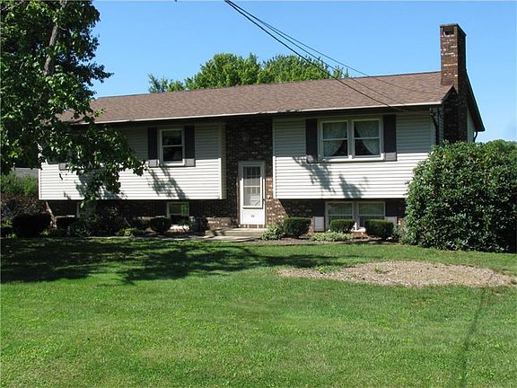 2nd image of 33 Manorview Dr