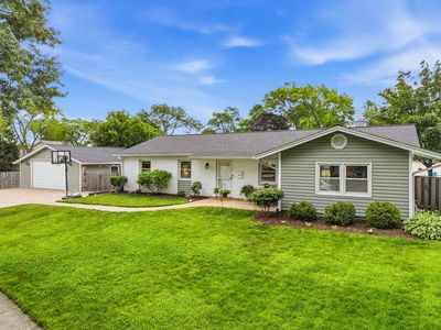 927 E Sayles Dr, Palatine, IL, 60074