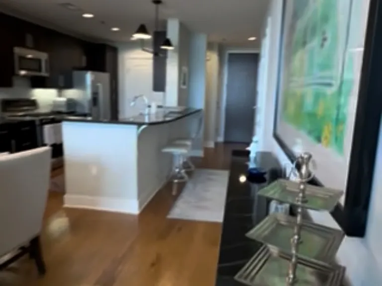 140 W Franklin St #510 — Photo 9