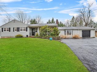 36 Meadow Ave, Cornwall On Hudson, NY 12520
