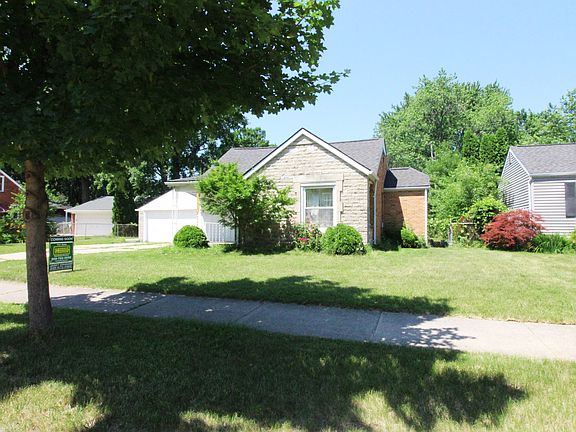 2nd image of 20517 Anita St