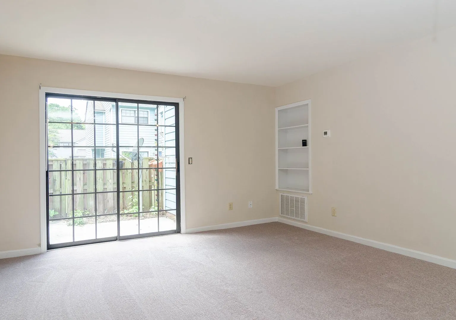 1733-A 41st Street — Photo 4