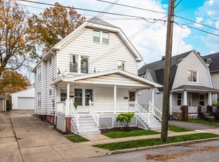 1481 Hopkins Ave, Lakewood, OH 44107