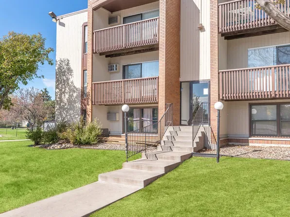 Holiday Acres Apartments