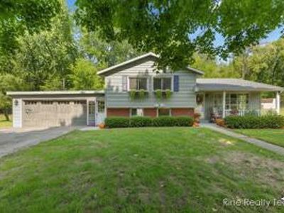 33250 Bernice Ave, Paw Paw, MI, 49079