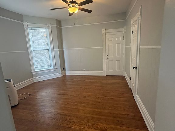 2nd image of 843 N Francisco Ave APT 1R