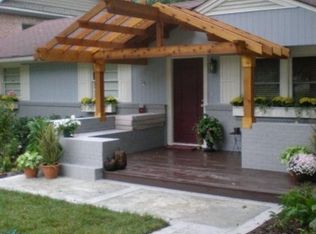 413 Oak St, Crescent City, FL 32112