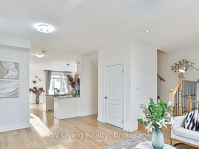 62 William Saville St — Photo 4