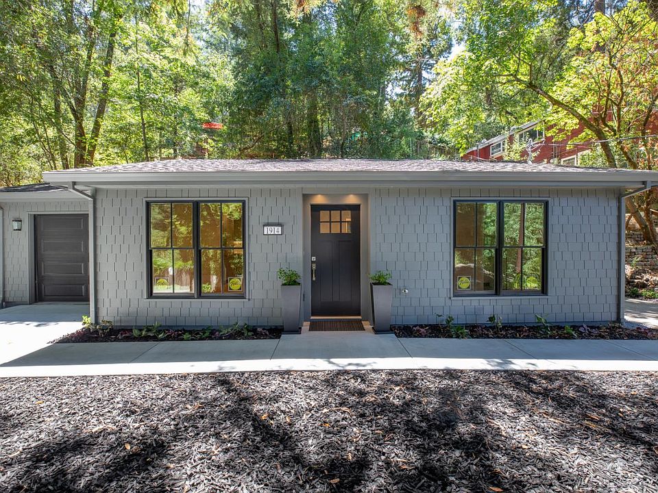 1st image of 1914 Redwood Drive