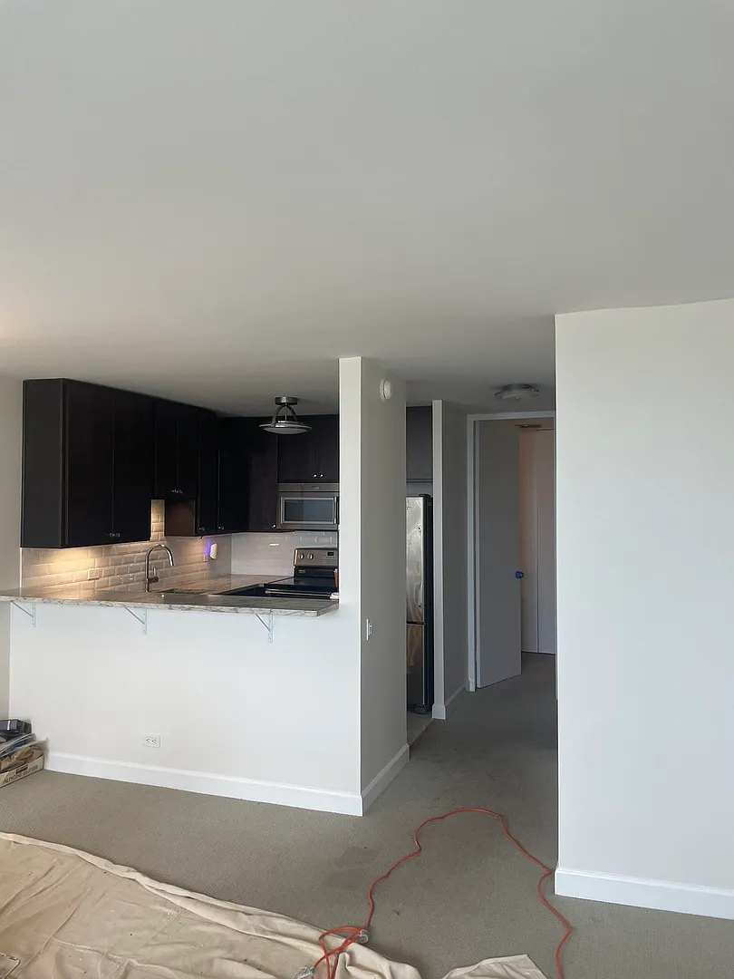 1030 N State St — Photo 3