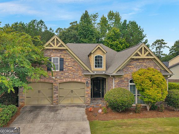 2nd image of 1136 Pebble Creek Ln
