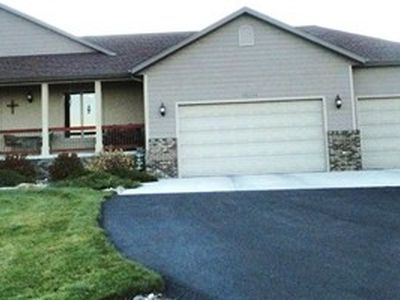 19241 Hat Ranch Dr, Belle Fourche, SD, 57717