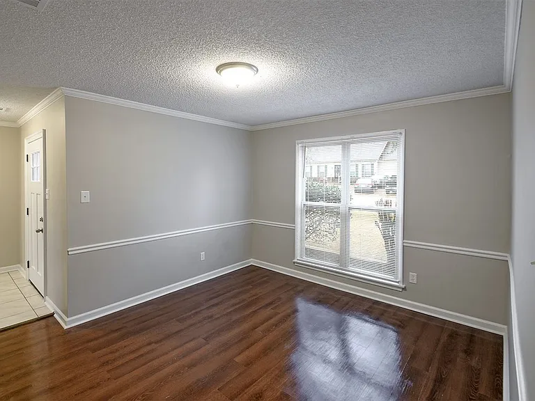 7298 Ashley Oaks Dr — Photo 7