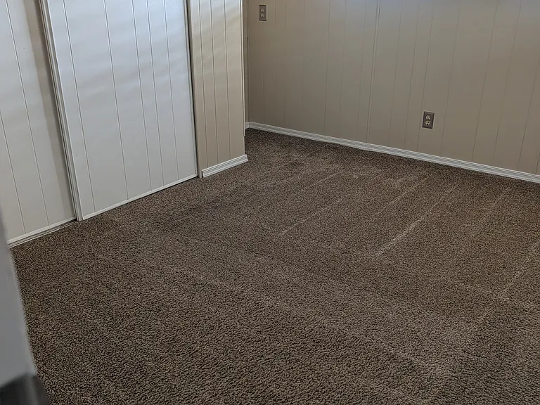 2130 E Devlin Ave — Photo 11