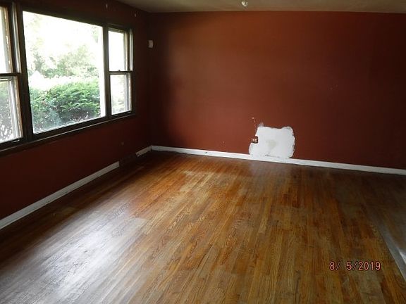 2nd image of 15100 Cornell Ave